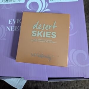 Ulta Beauty Desert Skies Eye Shadow Palette in Peach
